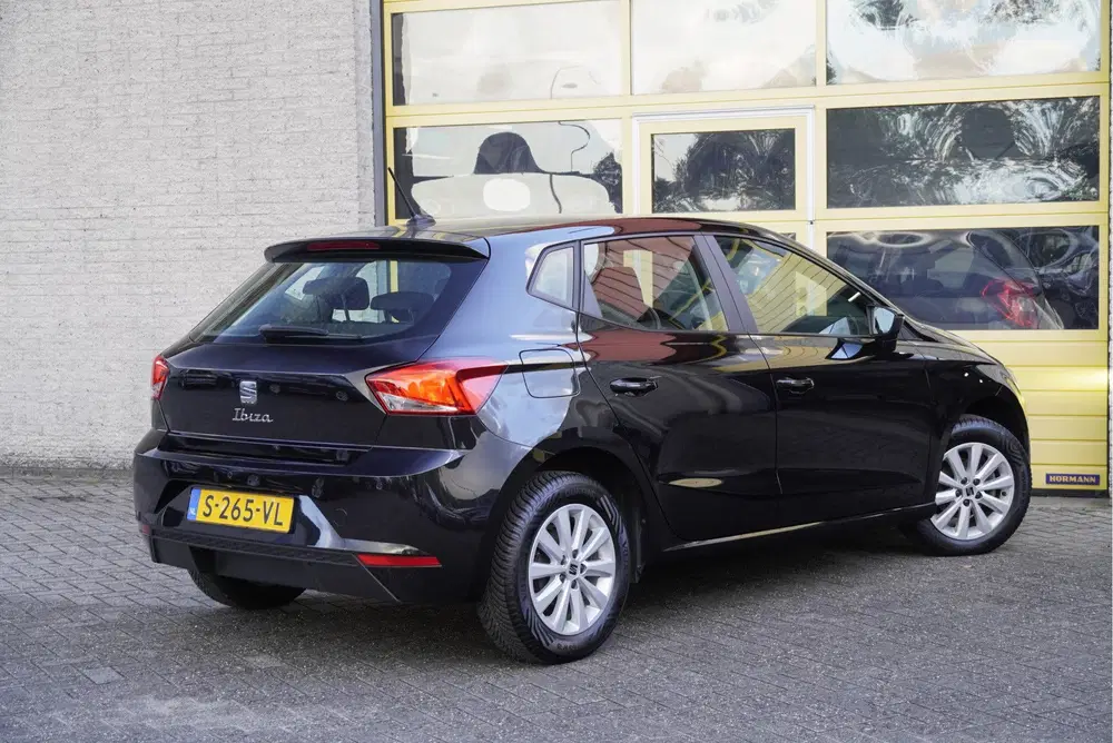 SEAT Ibiza 1.0 TSI 5drs Style BJ2023 Lmv 15" uit 2023, foto 5