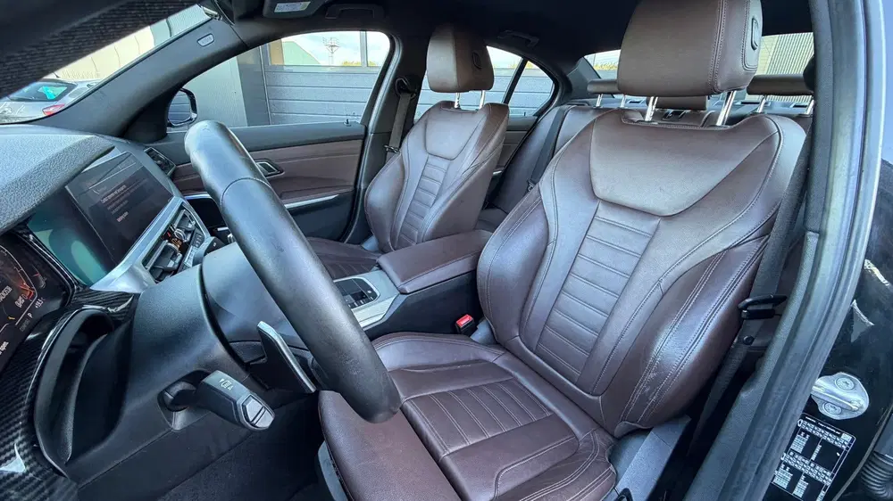 BMW 3-serie 320i High Executive Edition M Sport Camera uit 2019, foto 6