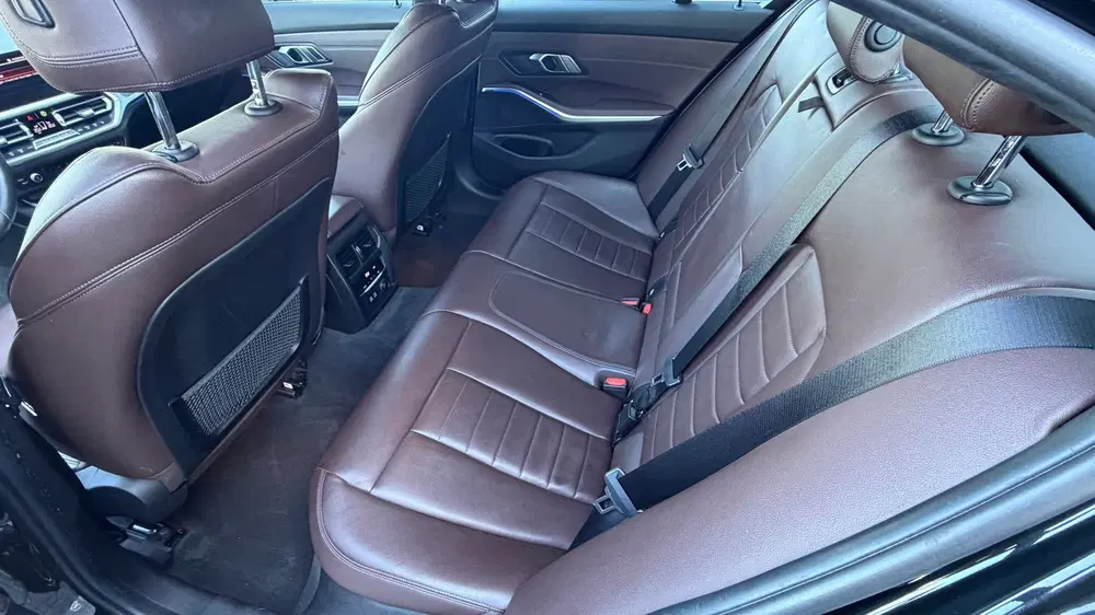 BMW 3-serie 320i High Executive Edition M Sport Camera uit 2019, foto 7