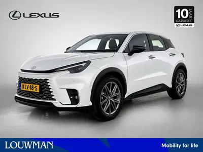 Lexus LBX Relax 2WD uit 2026