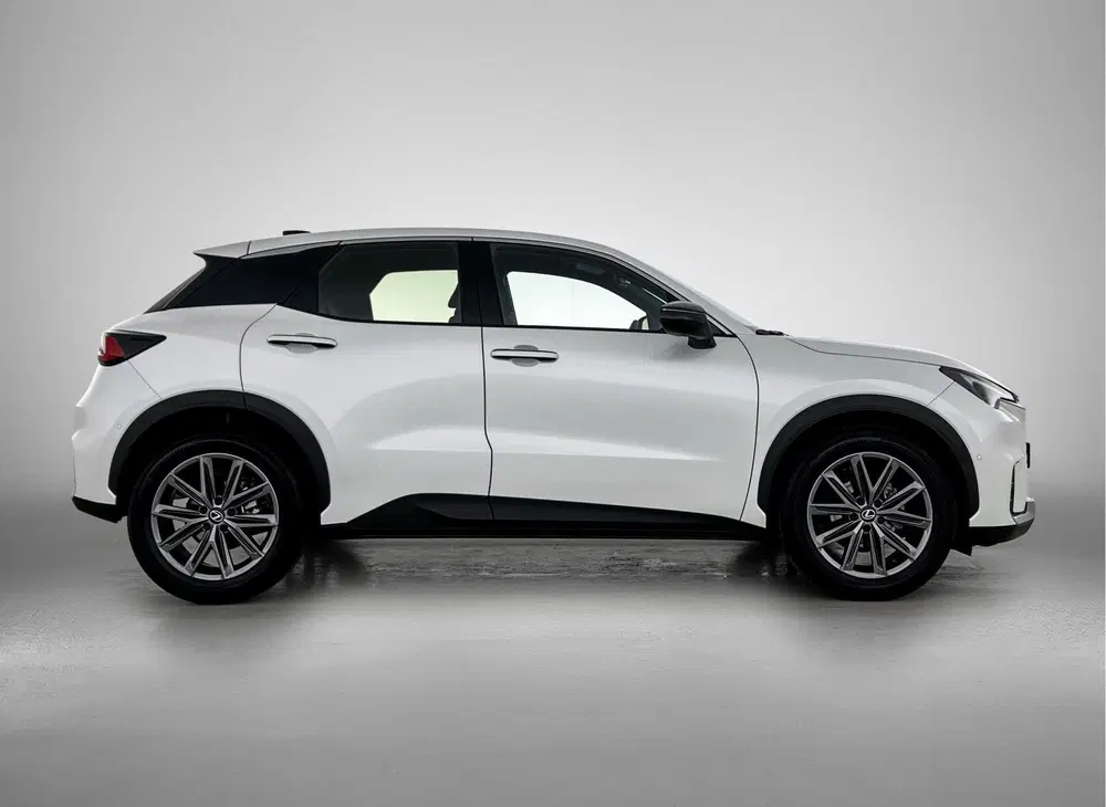 Lexus LBX Relax 2WD uit 2026, foto 12
