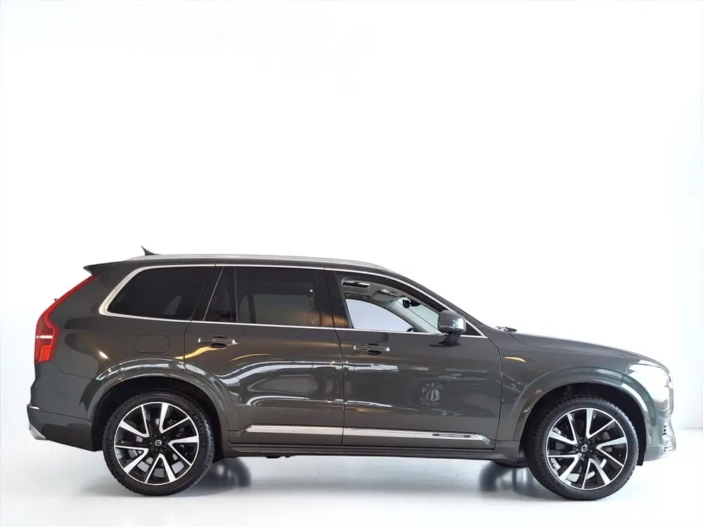 Volvo XC90 T8 Twin Engine Plug-in Hybrid 455pk 7P AWD uit 2021, foto 9