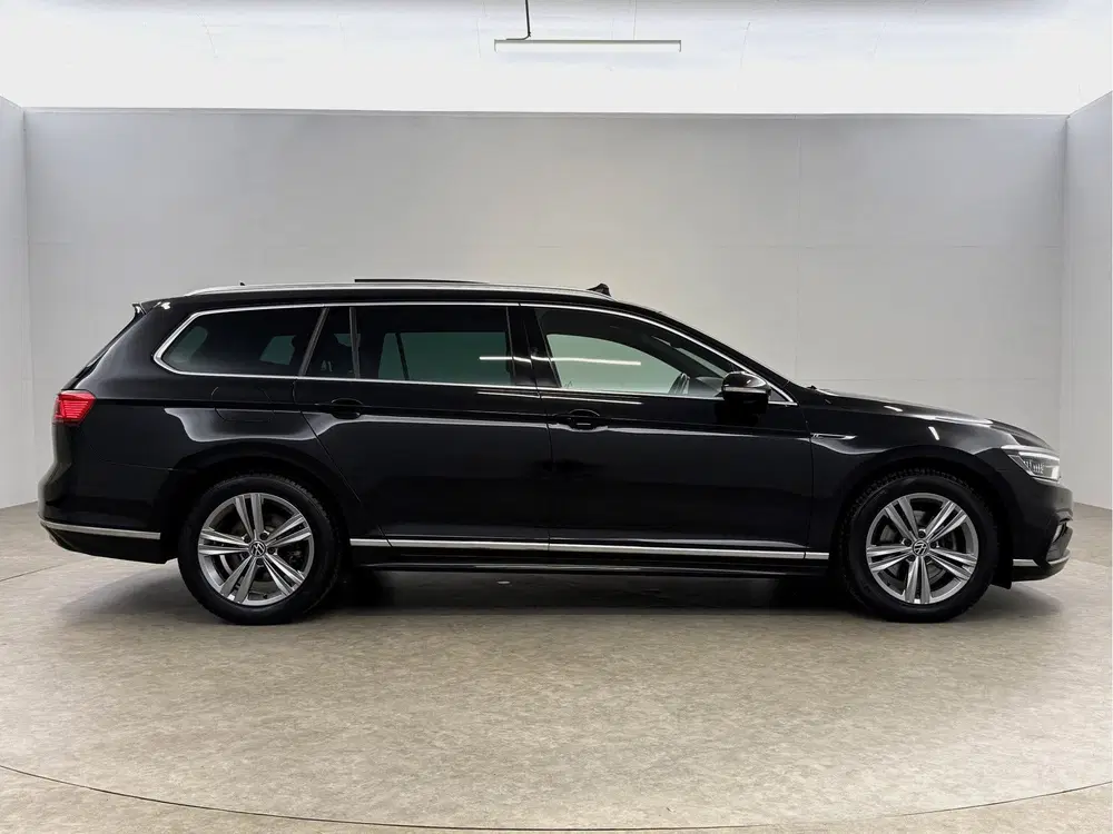 Volkswagen Passat 1.5 TSI R-Line uit 2020, foto 10