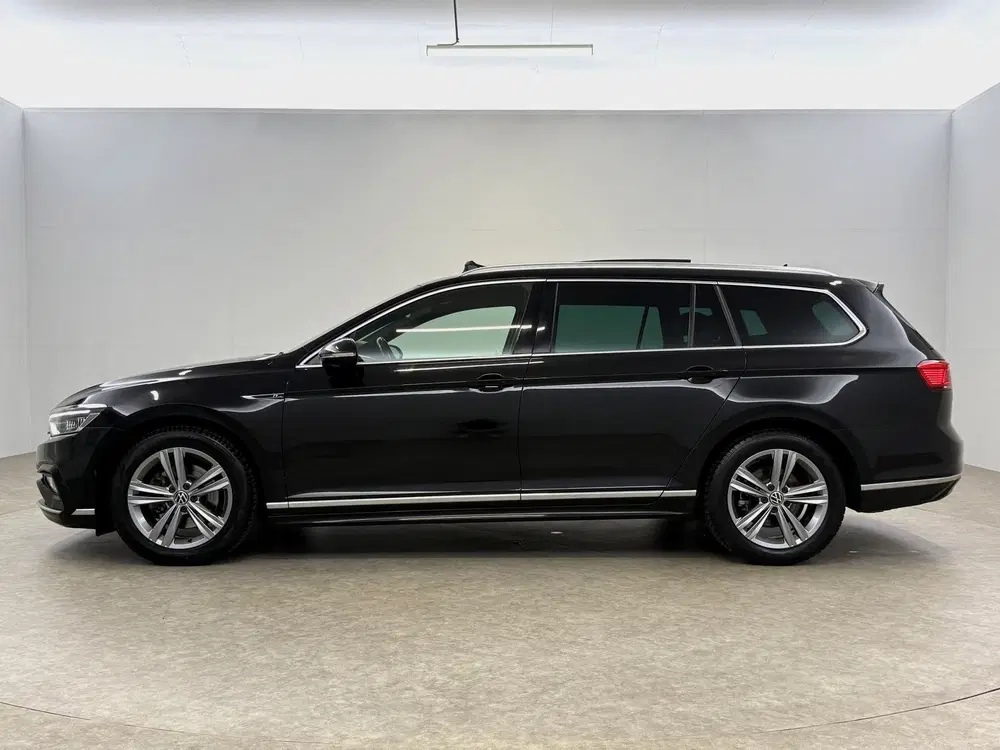 Volkswagen Passat 1.5 TSI R-Line uit 2020, foto 11