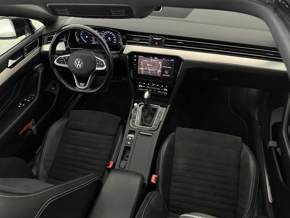 Volkswagen Passat 1.5 TSI R-Line uit 2020, foto 14