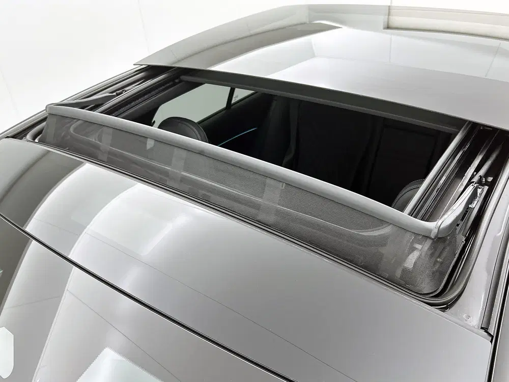 Mercedes-Benz E-Klasse 300 e Business Solution AMG uit 2026, foto 12