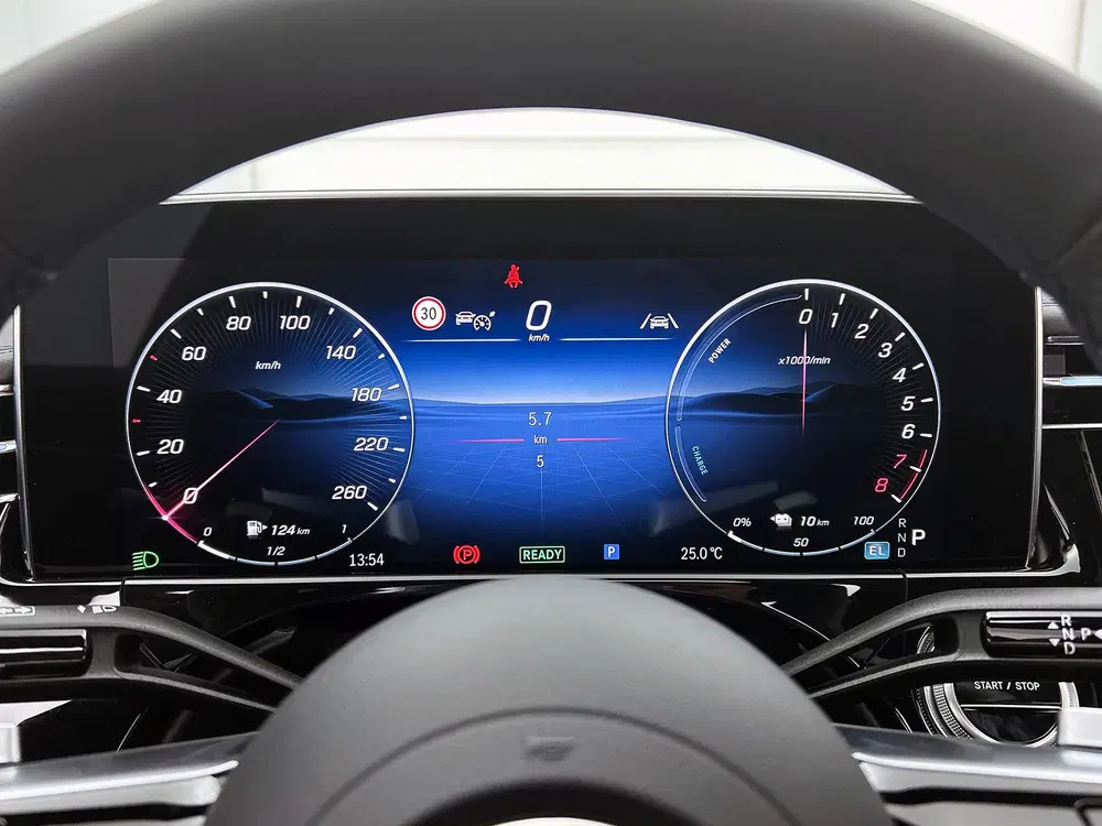 Mercedes-Benz E-Klasse 300 e Business Solution AMG uit 2026, foto 5