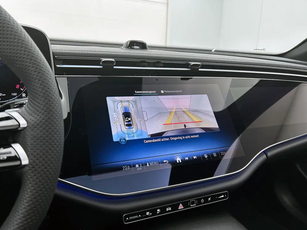 Mercedes-Benz E-Klasse 300 e Business Solution AMG uit 2026, foto 8