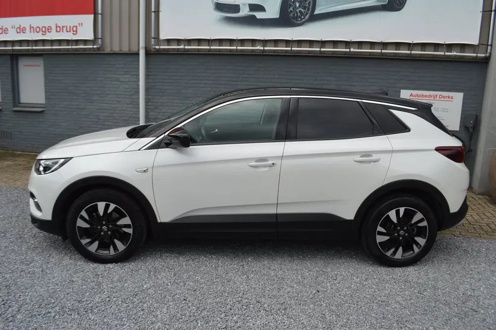 Opel Grandland 1.2 Turbo Innovation Automaat uit 2020, foto 3
