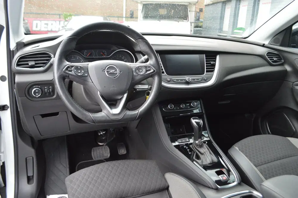 Opel Grandland 1.2 Turbo Innovation Automaat uit 2020, foto 7