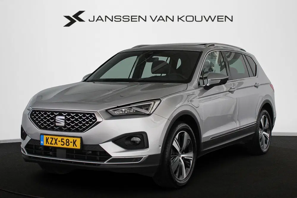 SEAT Tarraco 1.4 TSI e-Hybrid PHEV Xperience Pano Trekh uit 2023
