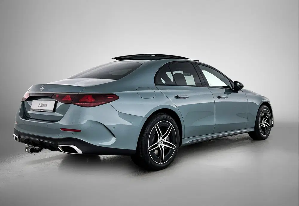 Mercedes-Benz E-Klasse 300 e Business Solution AMG uit 2026, foto 2