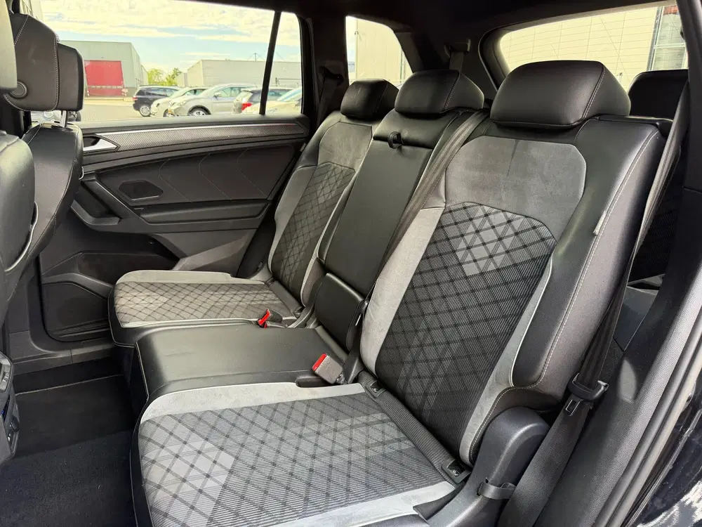 Volkswagen Tiguan Allspace 2.0 TSI R-Line 4Motion 7p. uit 2022, foto 12