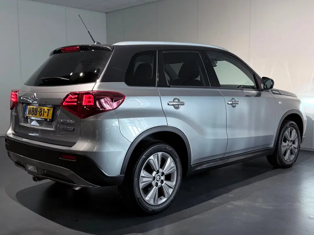 Suzuki Vitara 1.4 AUT Boosterjet Select Smart Hybrid uit 2021, foto 3