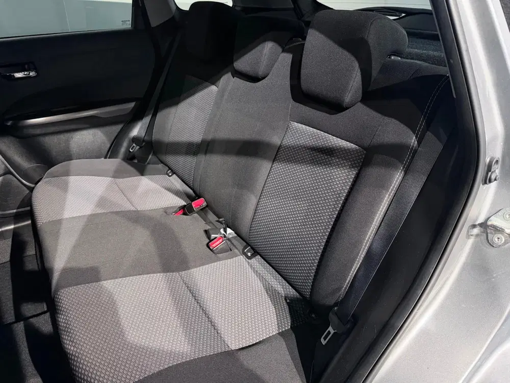 Suzuki Vitara 1.4 AUT Boosterjet Select Smart Hybrid uit 2021, foto 5
