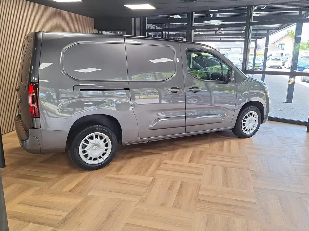 Opel Combo 1.5D L2H1 Edition uit 2020, foto 4