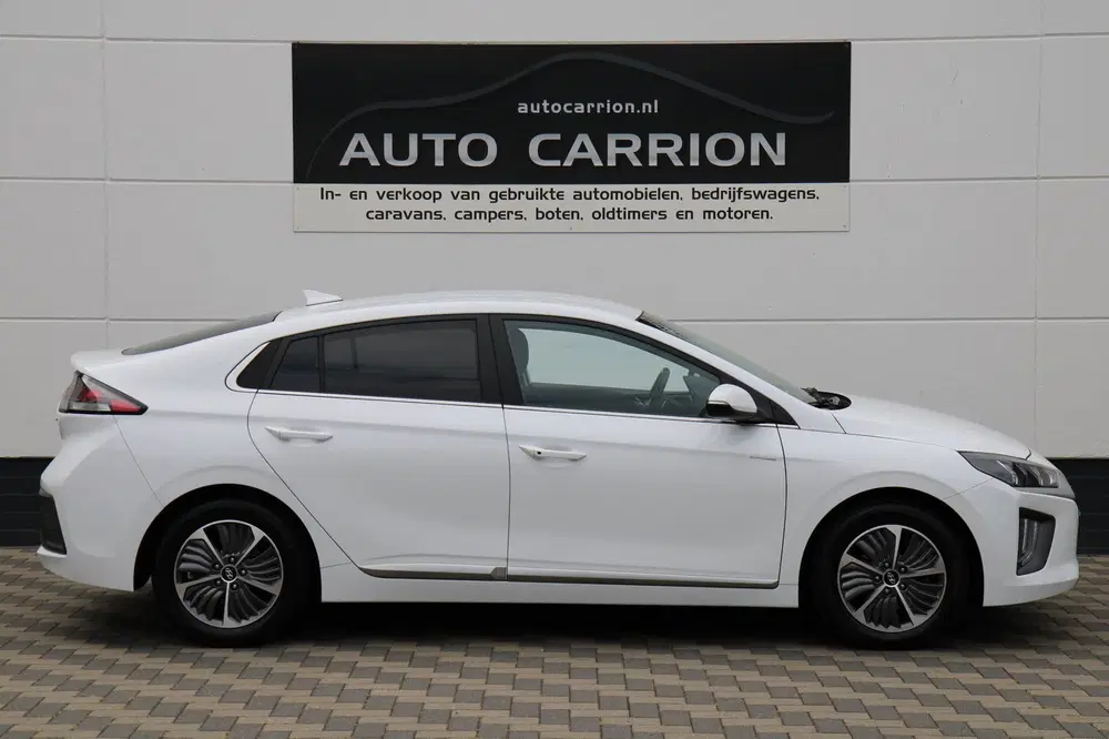 Hyundai IONIQ 1.6 GDi PHEV Carplay Camera Dealer Ond. uit 2021, foto 2