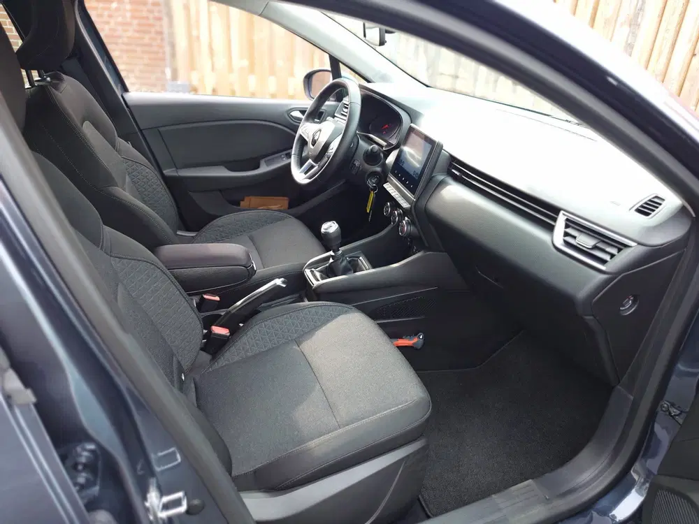 Renault Clio 1.0 TCe Business Zen uit 2021, foto 14
