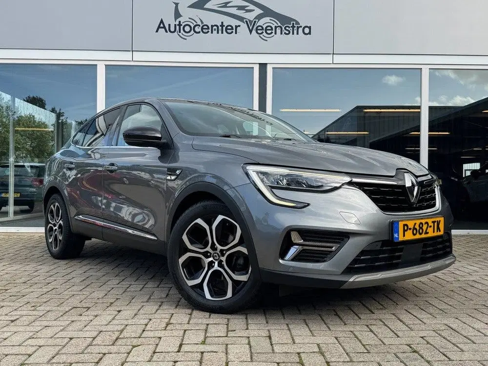 Renault Arkana 1.6 E-Tech Hybrid 145 Intens uit 2022, foto 4