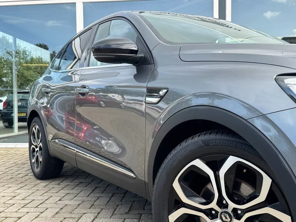 Renault Arkana 1.6 E-Tech Hybrid 145 Intens uit 2022, foto 6