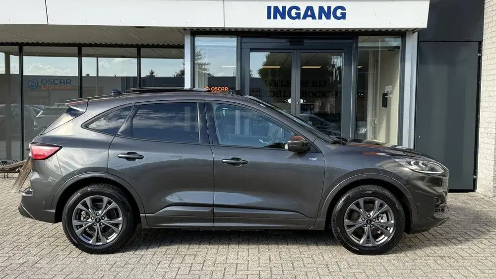 Ford Kuga 2.5 PHEV ST-Line uit 2021, foto 4