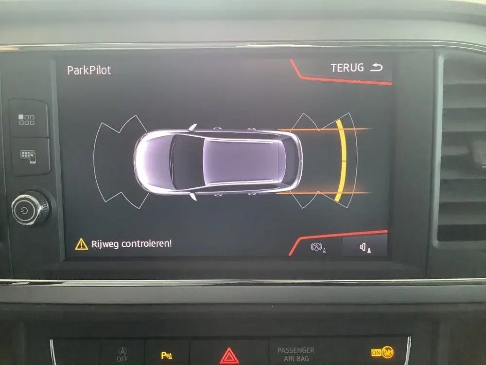SEAT Leon 1.0 EcoTSI Style uit 2019, foto 11