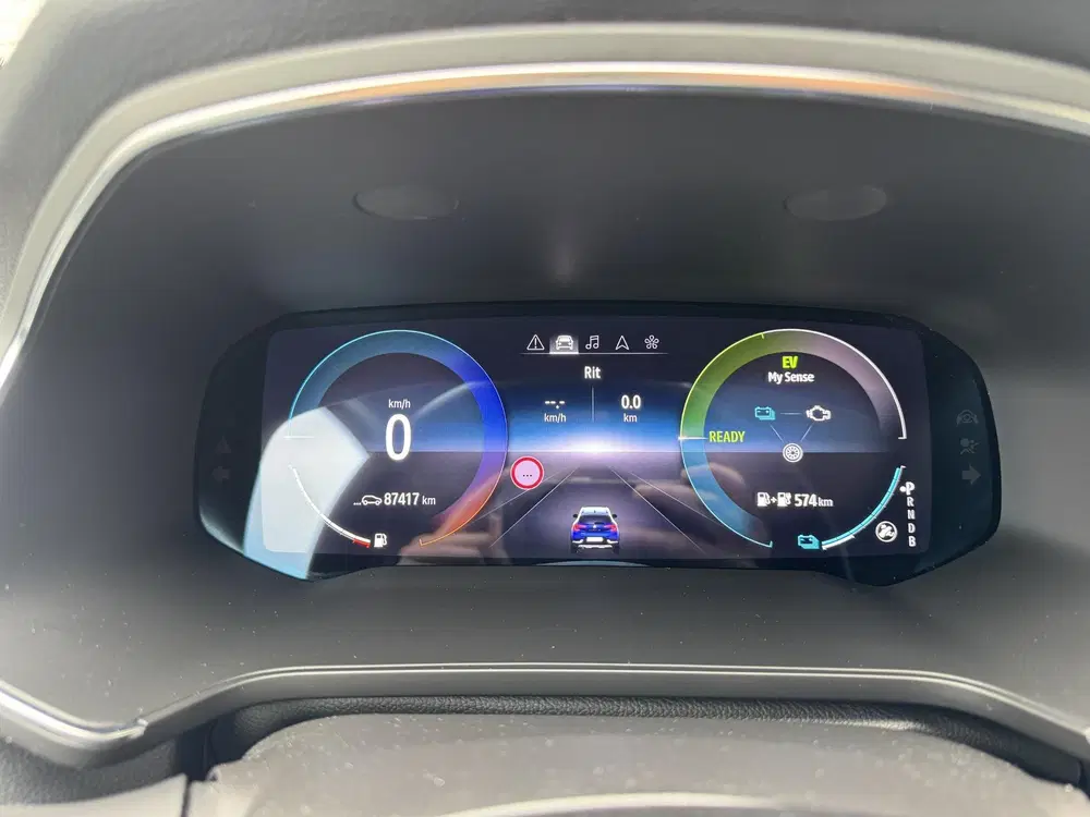 Renault Captur 1.6 E-Tech Plug-in Hybrid 160 Intens uit 2022, foto 4