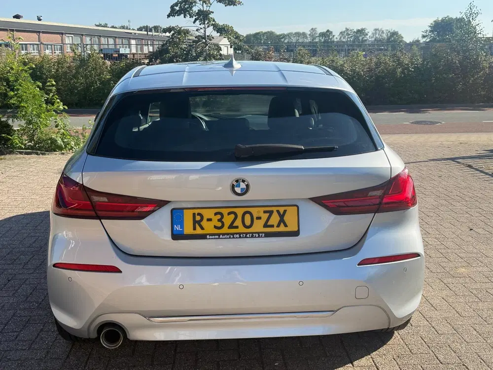 BMW 1-serie 118i High Executive Edition uit 2020, foto 6