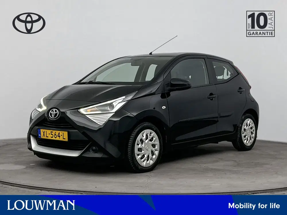 Toyota Aygo 1.0 VVT-i x-play uit 2019