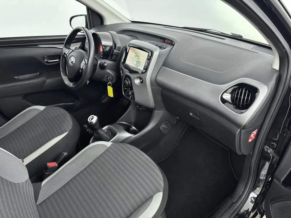 Toyota Aygo 1.0 VVT-i x-play uit 2019, foto 6