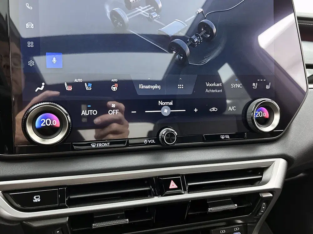 Lexus RX 450h+ Plug-in Hybrid F Sport Design uit 2024, foto 11