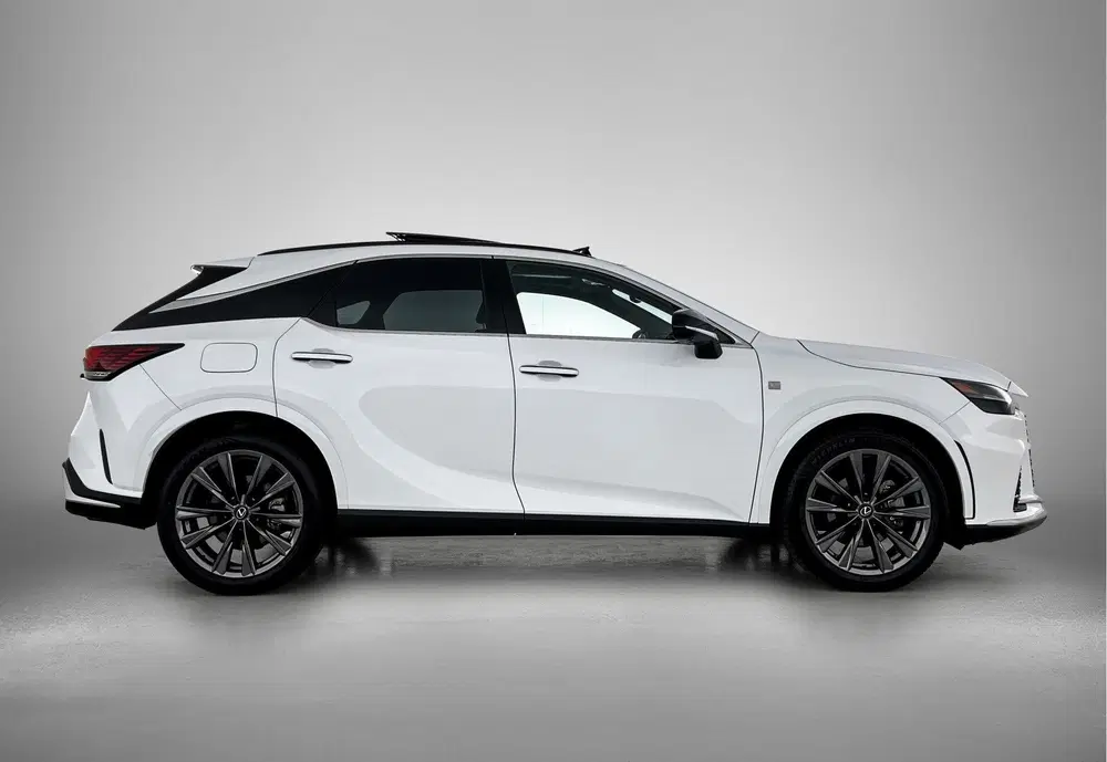 Lexus RX 450h+ Plug-in Hybrid F Sport Design uit 2024, foto 15