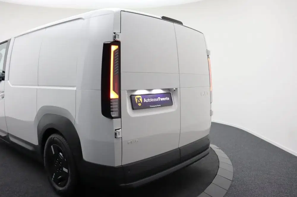 Kia PV5 L2H1 Plus 71.2kWh uit 2026, foto 14