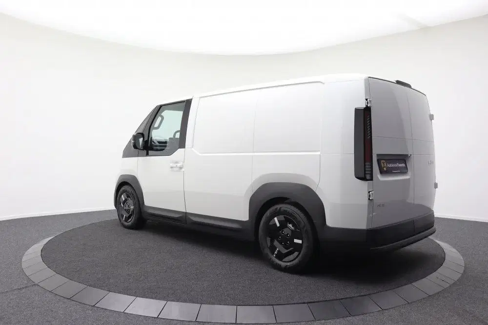 Kia PV5 L2H1 Plus 71.2kWh uit 2026, foto 6