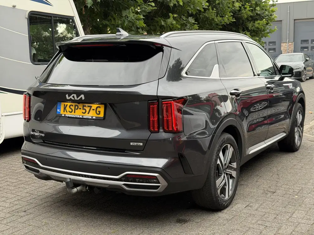 Kia Sorento 1.6 T-GDI Plug-in Hybrid 4WD ExecutiveLine uit 2023, foto 5
