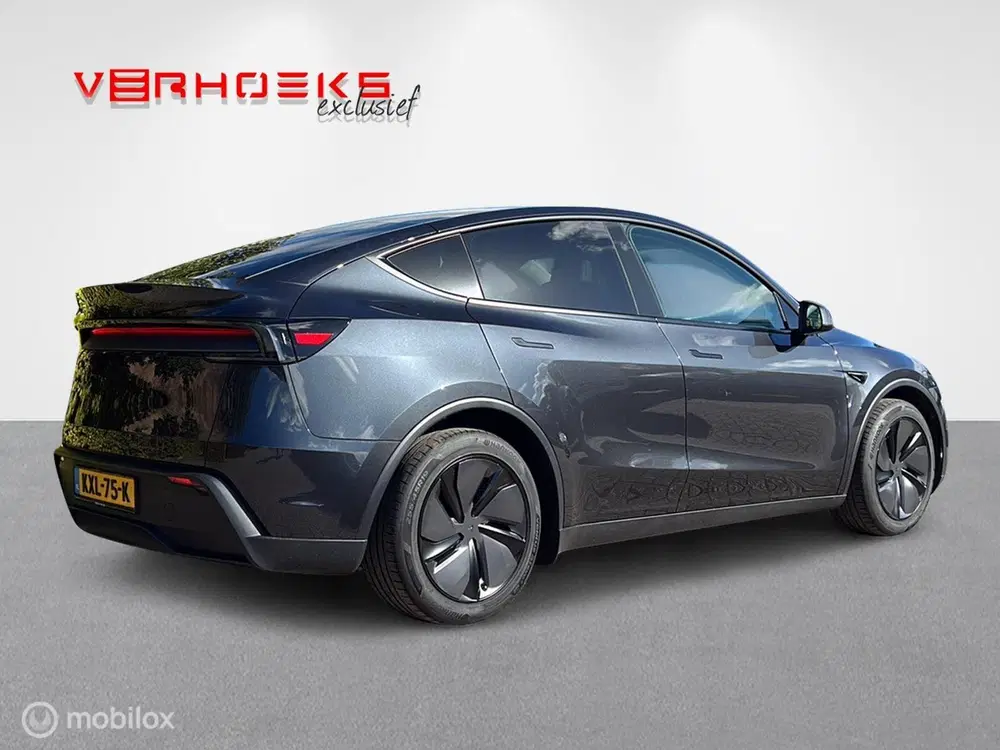 Tesla Model Y Premium RWD uit 2025, foto 4