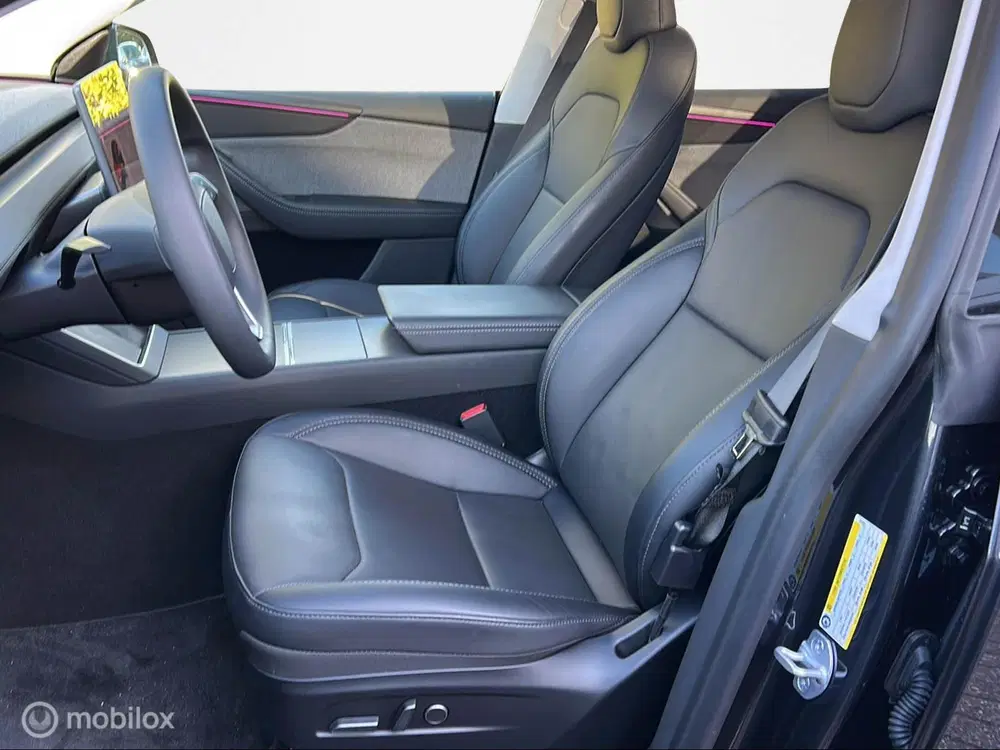 Tesla Model Y Premium RWD uit 2025, foto 6
