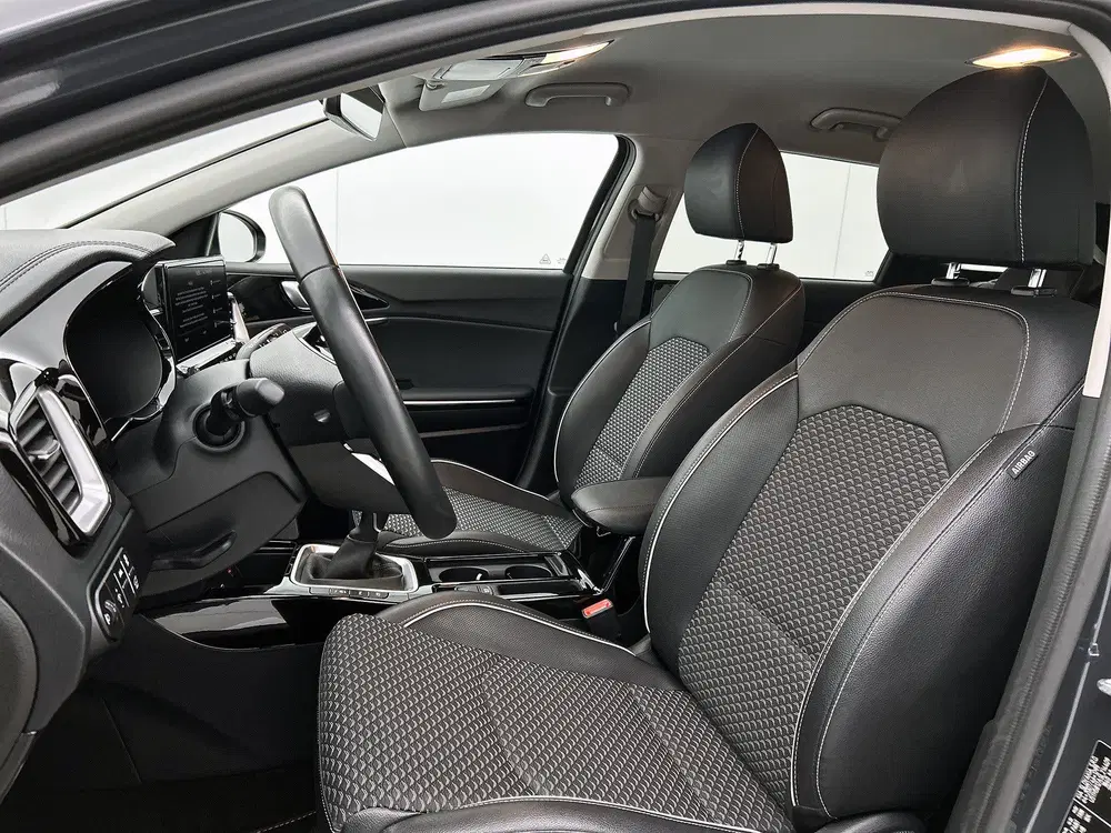 Kia Ceed 1.0 T-GDi DynamicPlusLine uit 2025, foto 4