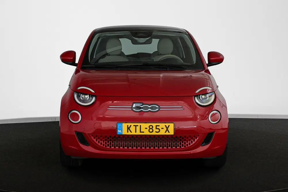 Fiat 500 La Prima 42 kWh Pano Leder Stoelverwarming uit 2024, foto 15