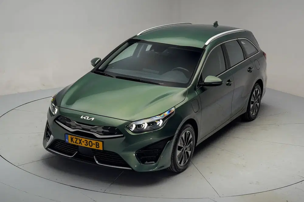 Kia Ceed 1.6 GDi PHEV DynamicLine Aut. [ Navi Camer uit 2023, foto 15