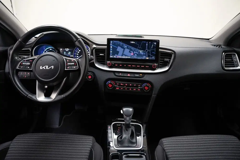 Kia Ceed 1.6 GDi PHEV DynamicLine Aut. [ Navi Camer uit 2023, foto 4
