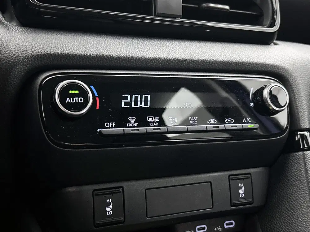 Toyota Yaris 1.5 Hybrid 115 Dynamic Comfort Pack uit 2025, foto 11