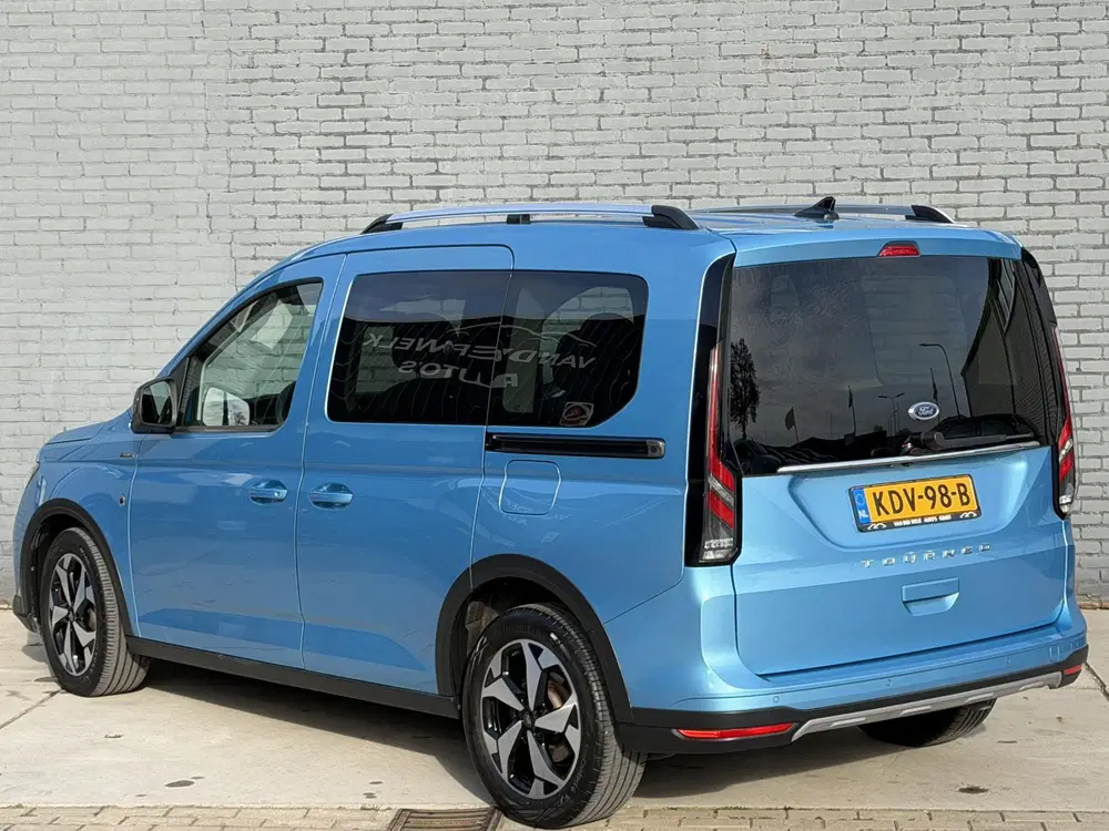 Ford Tourneo Connect 1.5 EB uit 2022, foto 3