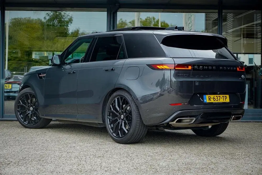 Land Rover Range Rover Sport 3.0 P440e Dynamic HSE uit 2022, foto 14