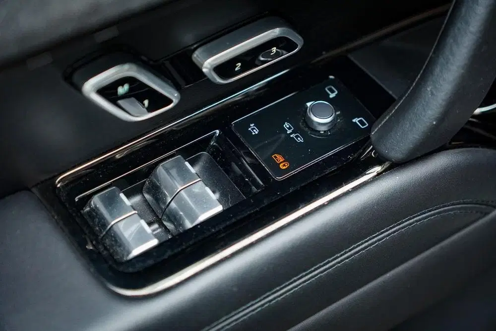 Land Rover Range Rover Sport 3.0 P440e Dynamic HSE uit 2022, foto 15