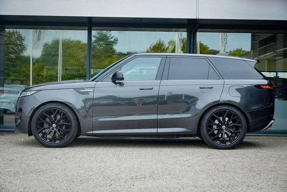 Land Rover Range Rover Sport 3.0 P440e Dynamic HSE uit 2022, foto 3