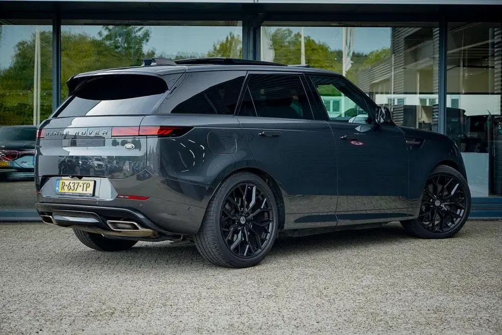 Land Rover Range Rover Sport 3.0 P440e Dynamic HSE uit 2022, foto 4