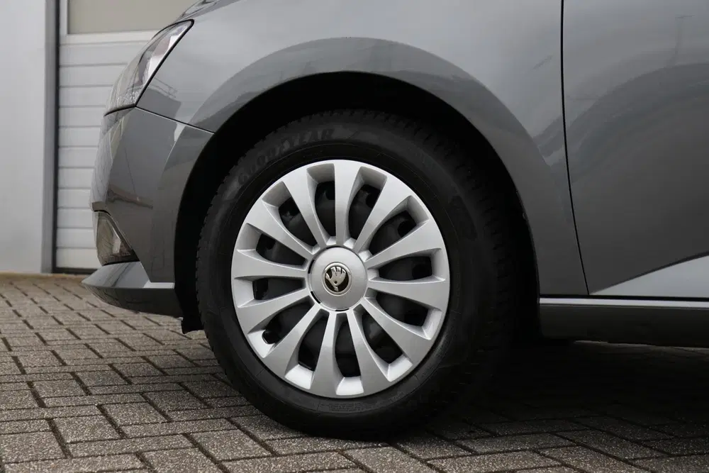 Skoda Fabia 1.0 TSI 95pk Ambition uit 2022, foto 13