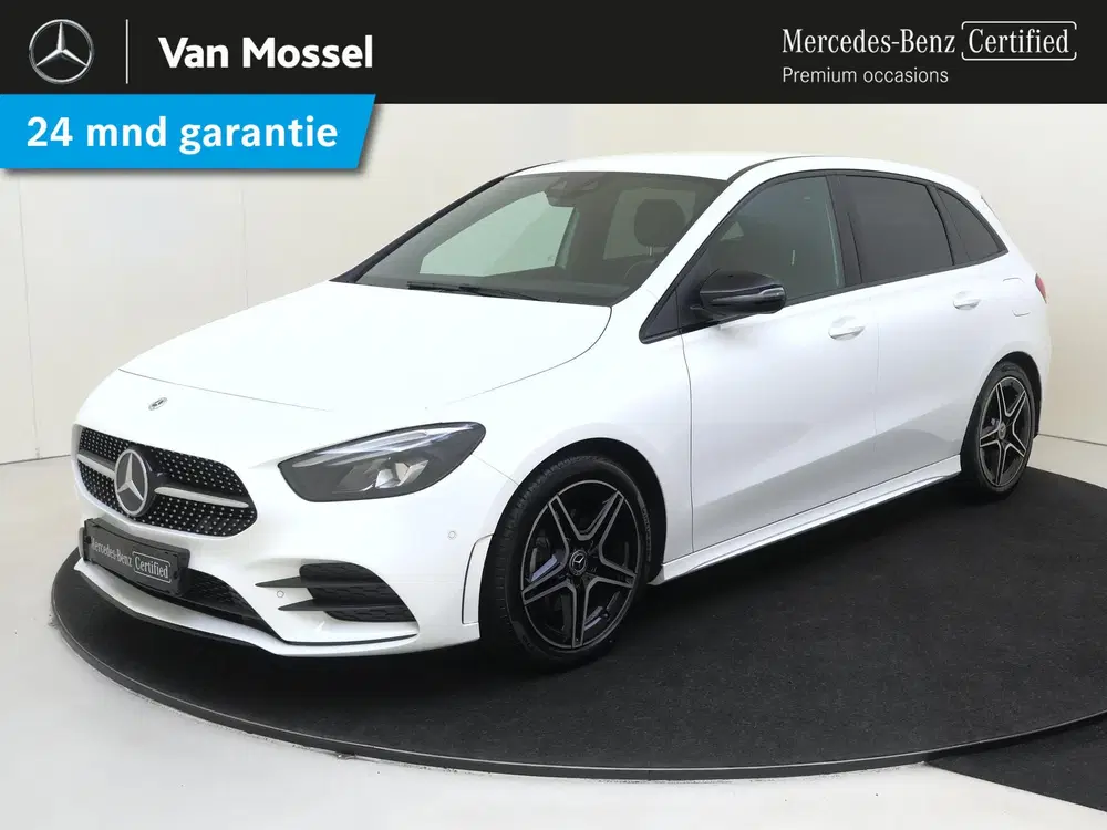 Mercedes-Benz B-Klasse 180 Business Solution AMG Parkeercame uit 2021