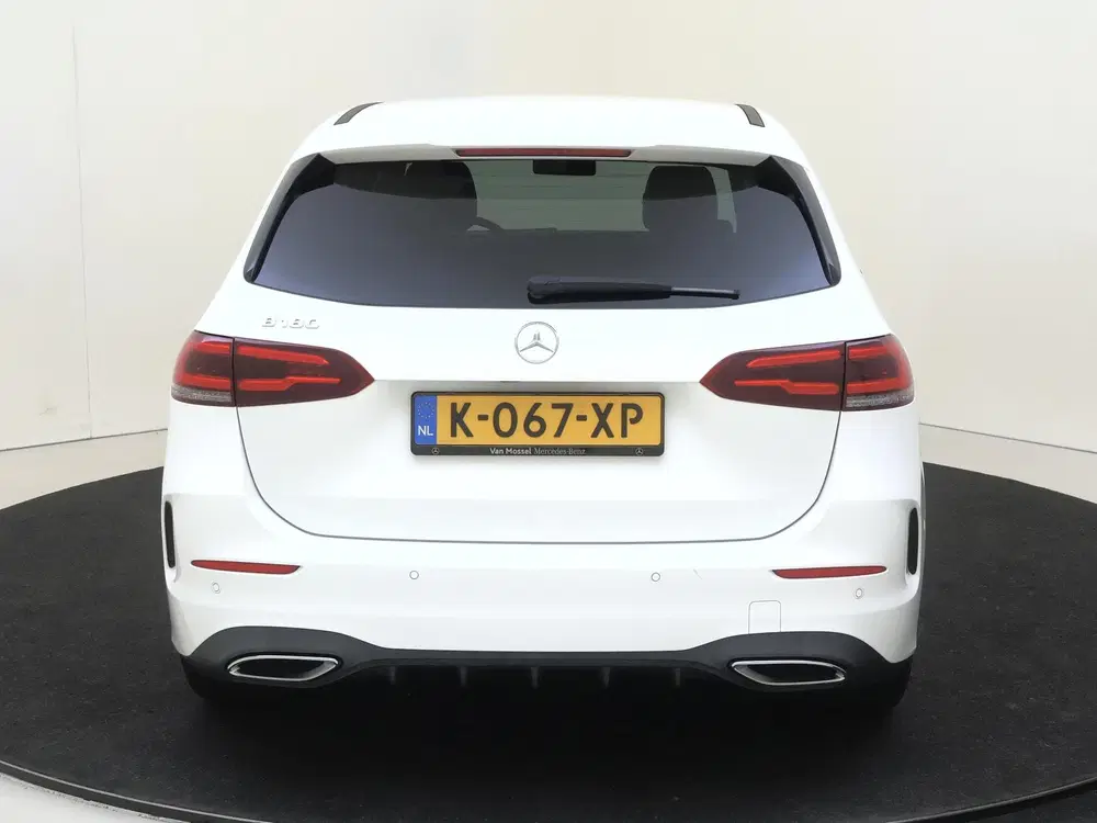 Mercedes-Benz B-Klasse 180 Business Solution AMG Parkeercame uit 2021, foto 7
